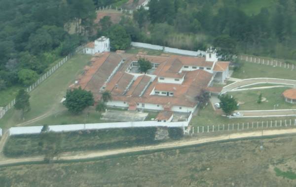 Casa de recuperação em Mairinque 19.jpg